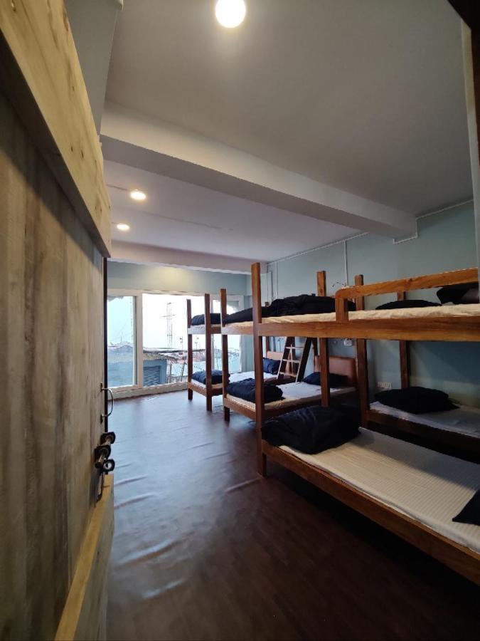 Tara Circle Hostel ダージリン エクステリア 写真