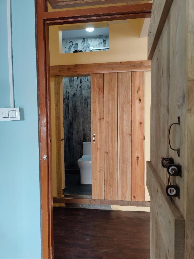 Tara Circle Hostel ダージリン エクステリア 写真